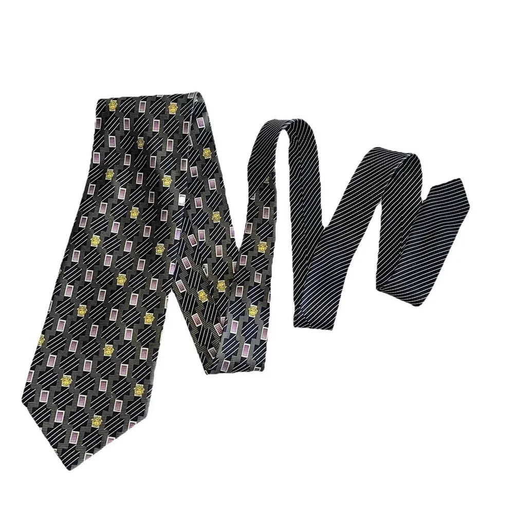 Vintage Gianni Versace Medusa Mens Tie Necktie 100% Silk Art Deco Made Italy